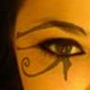 Meet your Posher, Traci